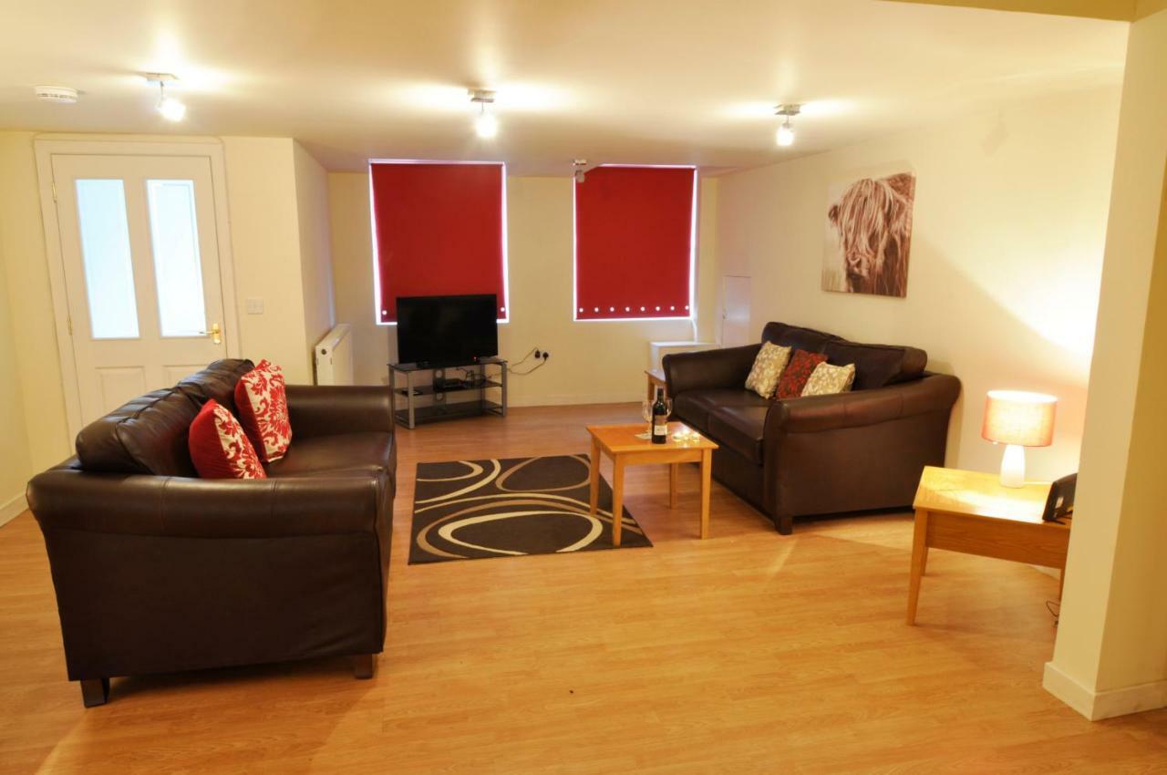 Dufftown Square Apartment Bagian luar foto