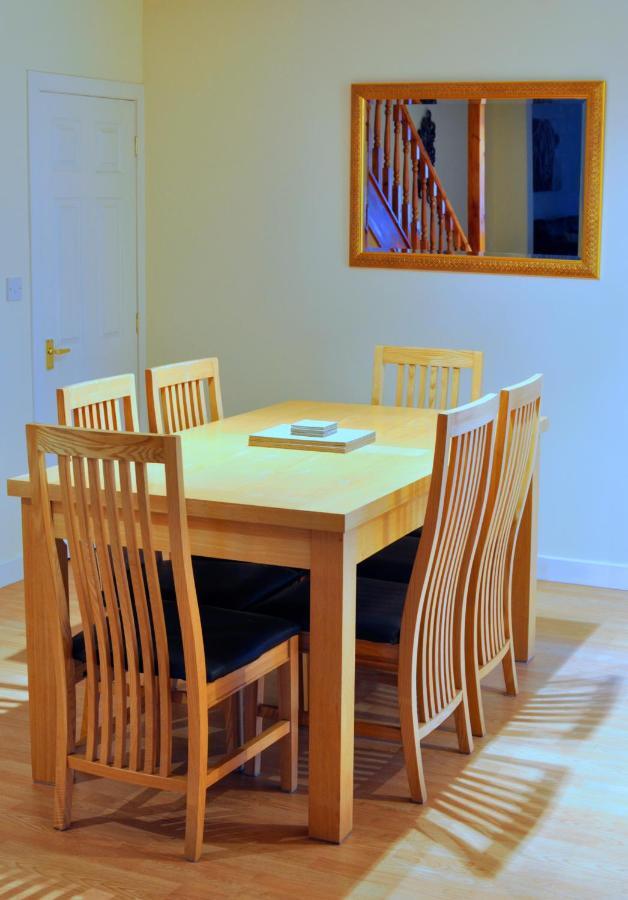 Dufftown Square Apartment Bagian luar foto