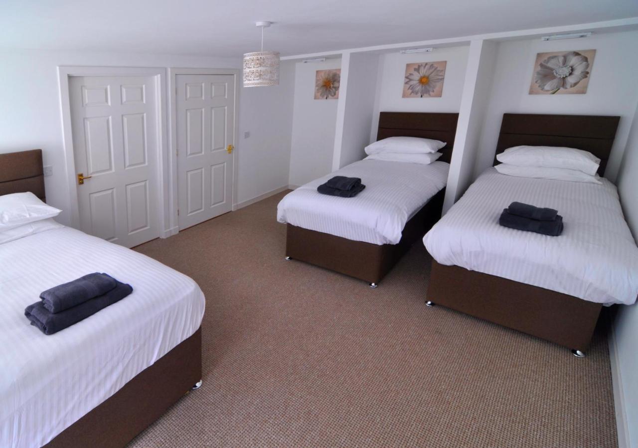 Dufftown Square Apartment Bagian luar foto