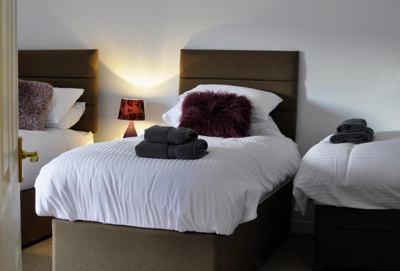 Dufftown Square Apartment Bagian luar foto